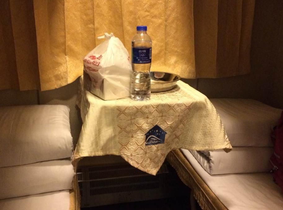 中国唯一的“宾馆”火车：从夜晚出发凌晨就到达，中途却不停车？