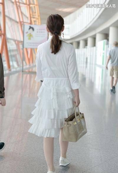 28岁杨颖竟抵不过39岁秦海璐?网友:影后气质岂是嫩模能比的