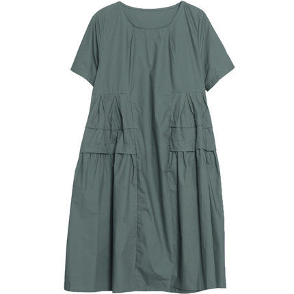 俗话说，人靠衣装马靠鞍!老婆穿上这裙子，如贵妇般迷人