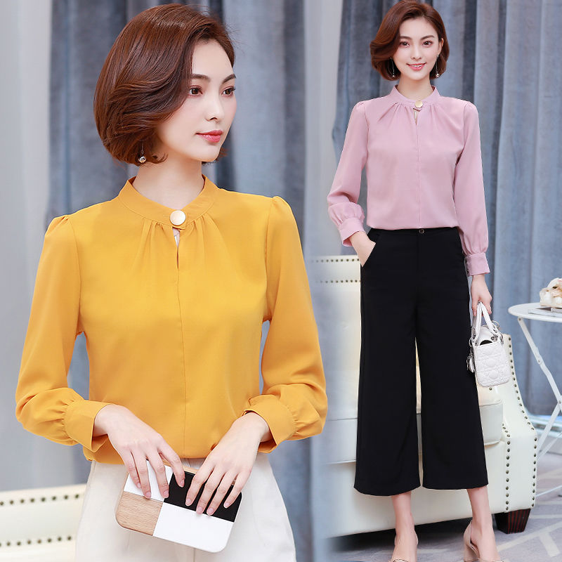 女人40也别老穿太土的衣服,看看这些小衫吧!穿上美一个秋天