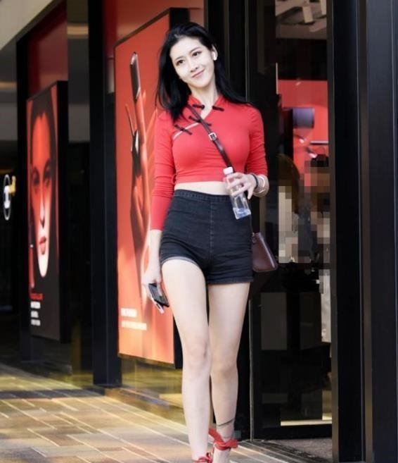  【美女】高跟鞋气质搭配，轻松营造魅力女神范