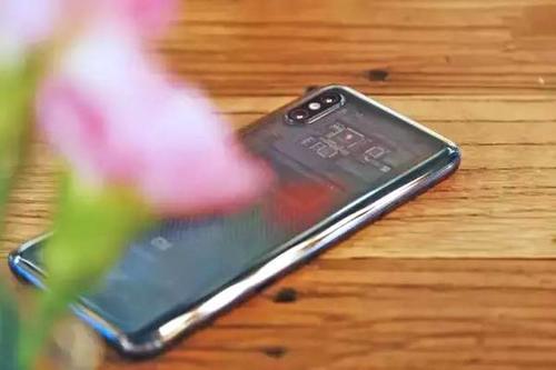 米粉等会再哭: 小米折叠屏手机即将来袭!