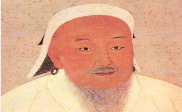 『元朝』老太破屋翻出泛黄旧纸,专家看后交给国家,首长忙问“您父亲是”