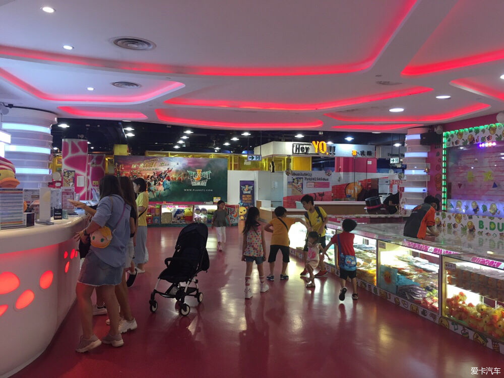 一个香港普通家庭的一天