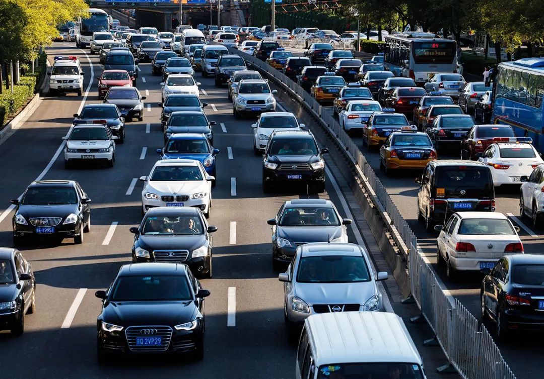 国六排放标准落地前夜，这些省市宣布延期