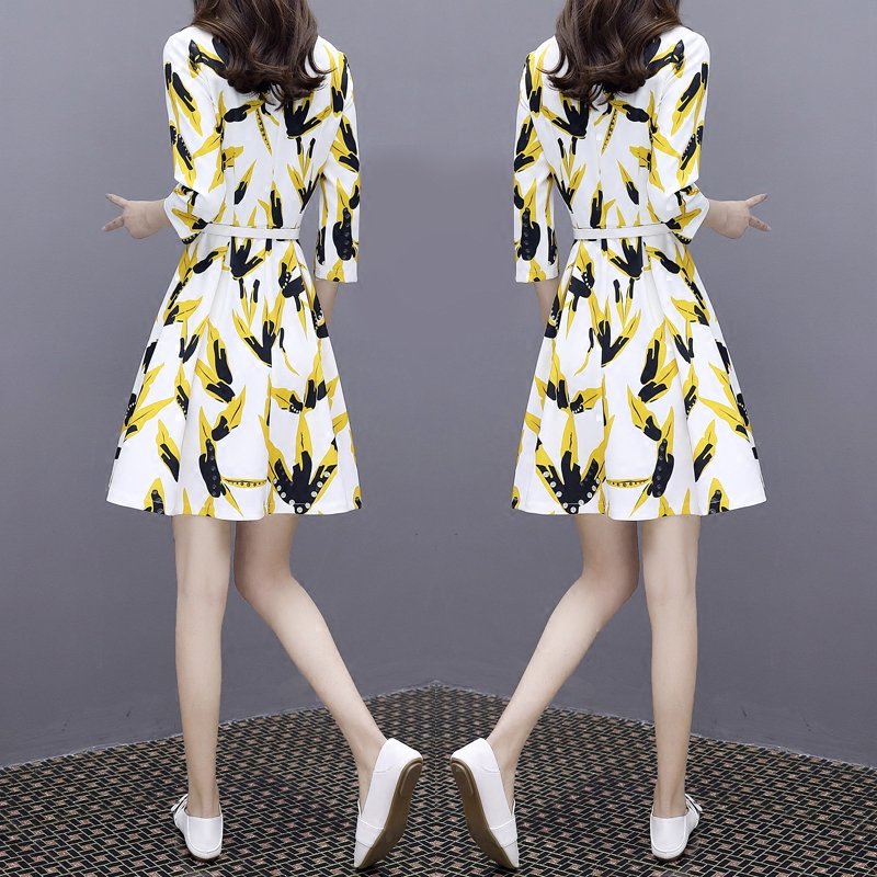 虽然我虎背熊腰，自从夏天换上减龄裙，居然美得老公都认不出我