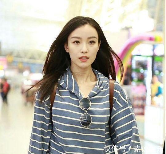 倪妮与闫妮只差一个字，看完穿搭还是选她，网友：无话可说