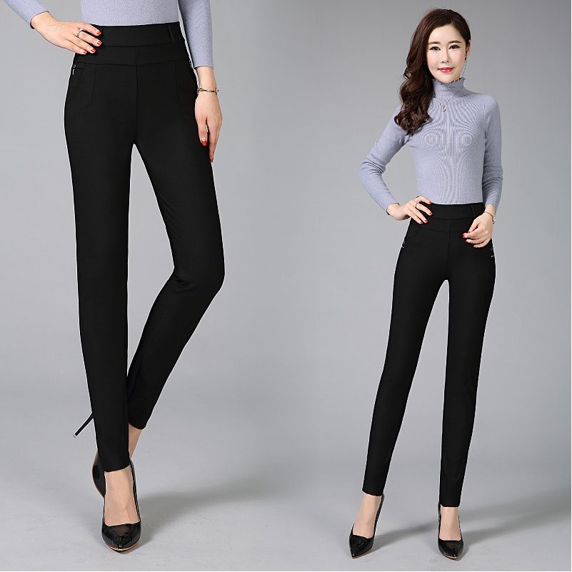 终于等到“妈妈裤”上新了，时髦优雅显身材，一口气给妈妈买3条