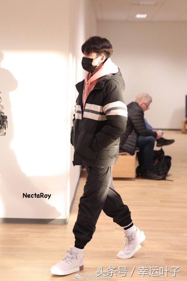 球鞋赶超周杰伦、鹿晗，TFboys王源竟是隐藏的“00后鞋头”！上