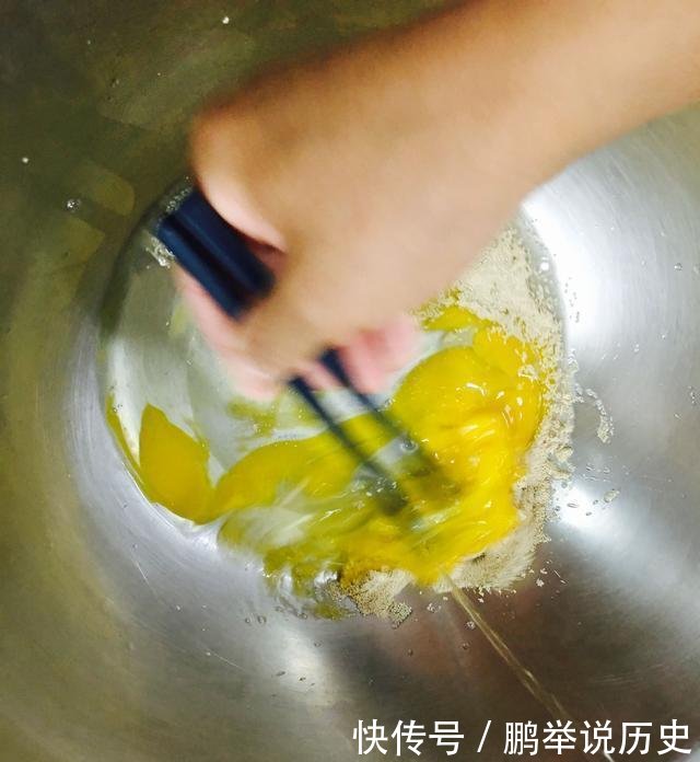 「试试」做发糕,我教您一招,简单方便比蛋糕还好吃!赶快试试吧!