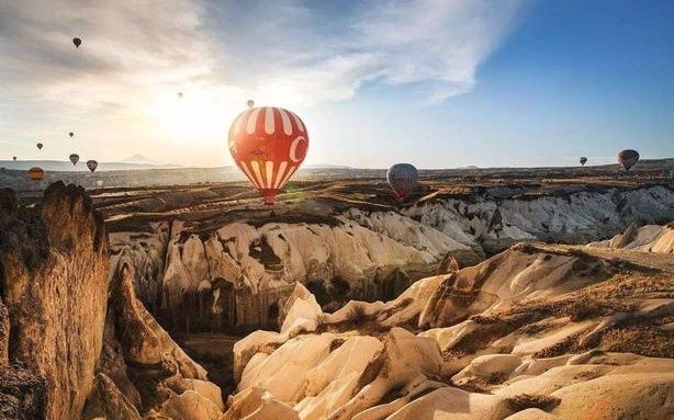 美元屠刀再举，多国或步土耳其后尘货币崩盘，人民币为何不会遭殃