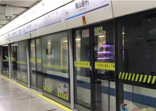  「中国」中国地铁最发达的3个“新一线”城市，广州、深圳竟没上