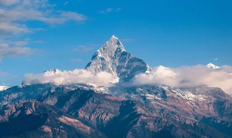 十一出行指南:有哪些消费不高又免签/落地签国家?