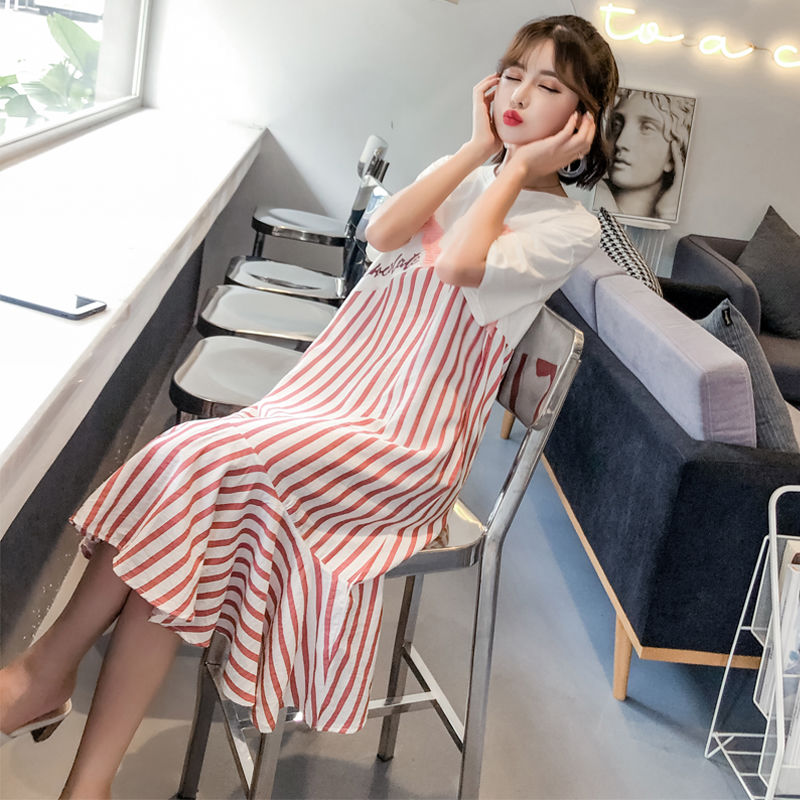 掀衣喂奶有点尴?有了“隐形”哺乳衣，优雅喂奶不走光，告别尴尬