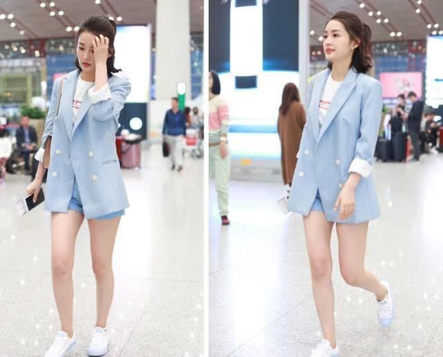 李沁来了，样子太美了，这条五彩短裤挺特别呢！