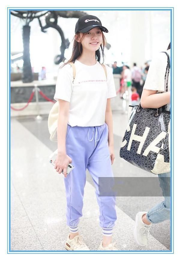 没杜鹃的气质真别穿束脚运动裤，否则像林允一样穿成睡裤就尴尬了