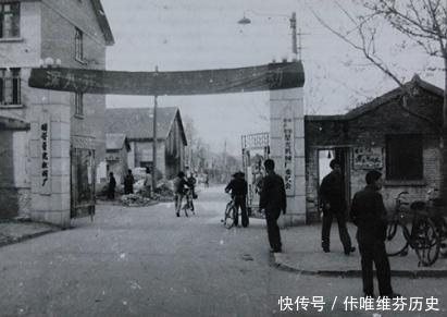 河南星光厂，制造炮弹引信，曾无比辉煌，男宿舍是当地最高建筑