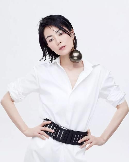#脸型#剪什么样的短发,看下巴!