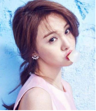 女星染发后，白冰太惊艳，baby成女王，程潇女神，而她却像小网红