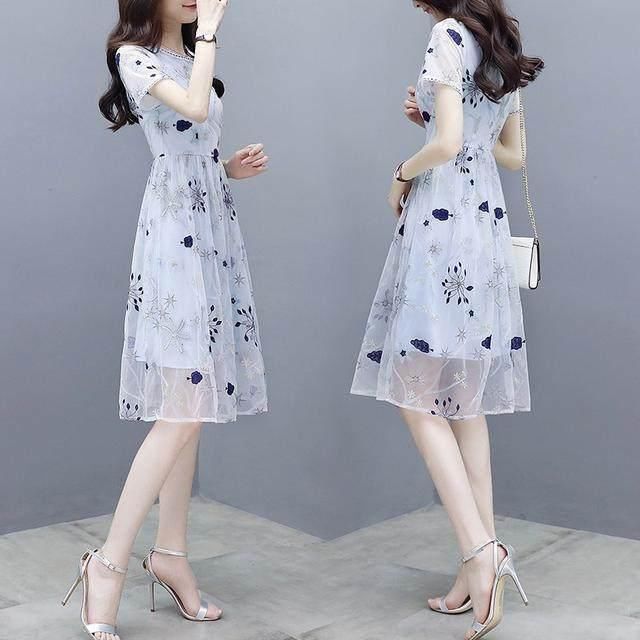 女人过了40岁,别穿太土,试试这些减龄气质美裙,洋气迷人巨显瘦