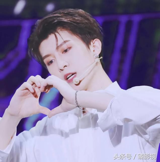 自王宝强和胡歌后，范丞丞经纪人再出事，网友纷纷呼吁炒掉她