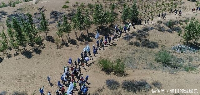  「绿洲」中国30年治沙才将沙漠变绿洲，现在却有了更大问题，这