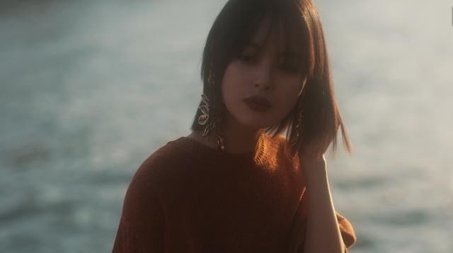  『妆容』明星穿搭往往让人眼前一亮,让你涨姿势的穿搭方式有哪些?