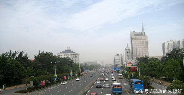  「威海」山东第二大城市，竟然相当于1.4烟台，就算威海联合临沂