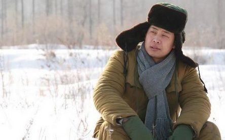  [电视剧]跑了十年的龙套得不到重用，女友嫌他落魄而弃他而去，今大器晚成