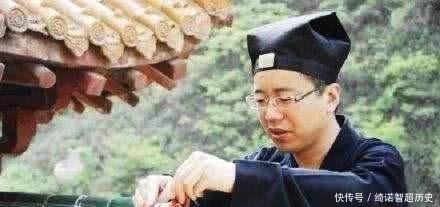 为啥现在终南山上的道士越聚越多听听当地村民的答案!