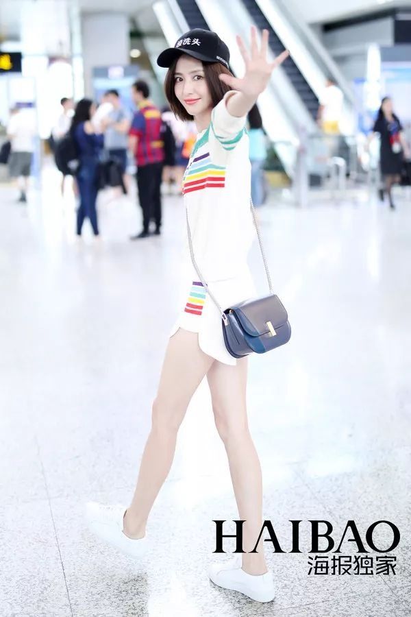 朱亚文女儿这么可爱!关晓彤鹿晗都见过家长了?【海报街拍】