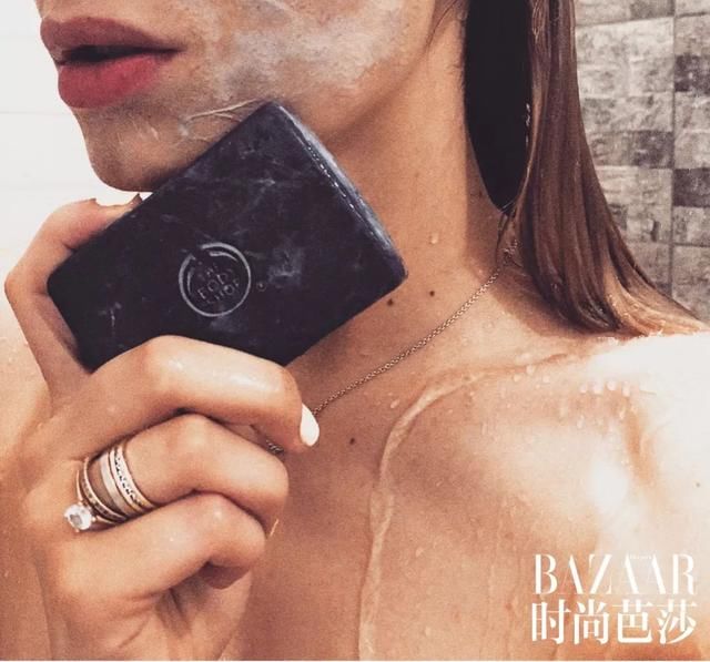 金晨洗脸用的到底是什么！芝士or洁面皂？