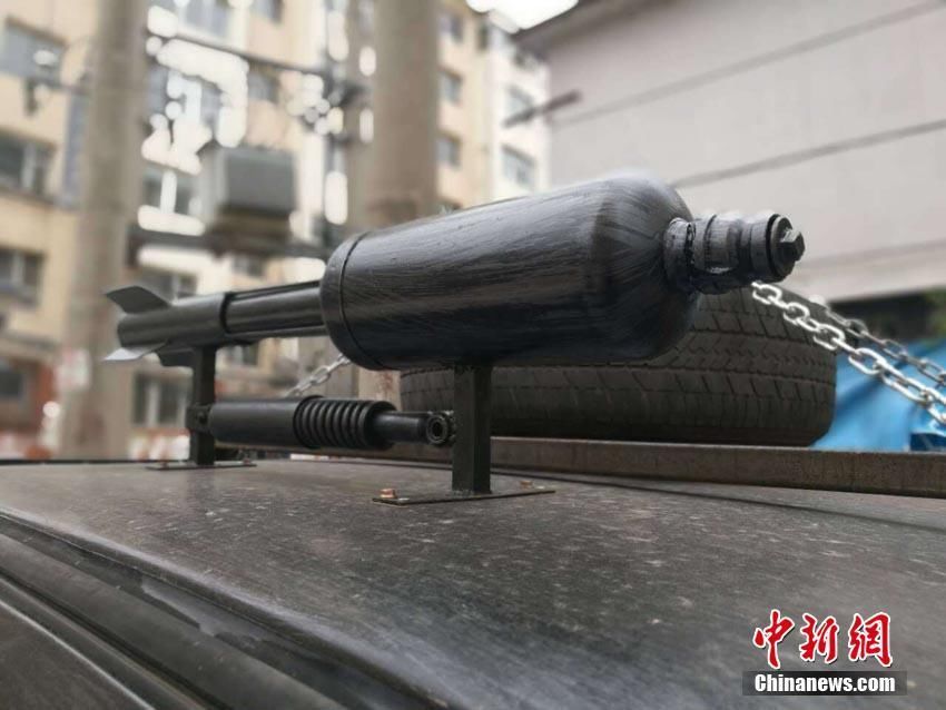 叙利亚战场现自制战车 如同末世科幻片场景