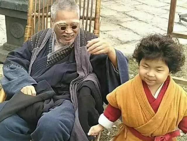 吴孟达主演《新乌龙院》撤档，回复被网友打脸，一句话道出真相！