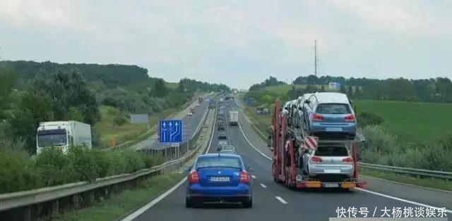  [通读]高速开车的五大禁忌，千万要记牢，请花30秒通读一遍！