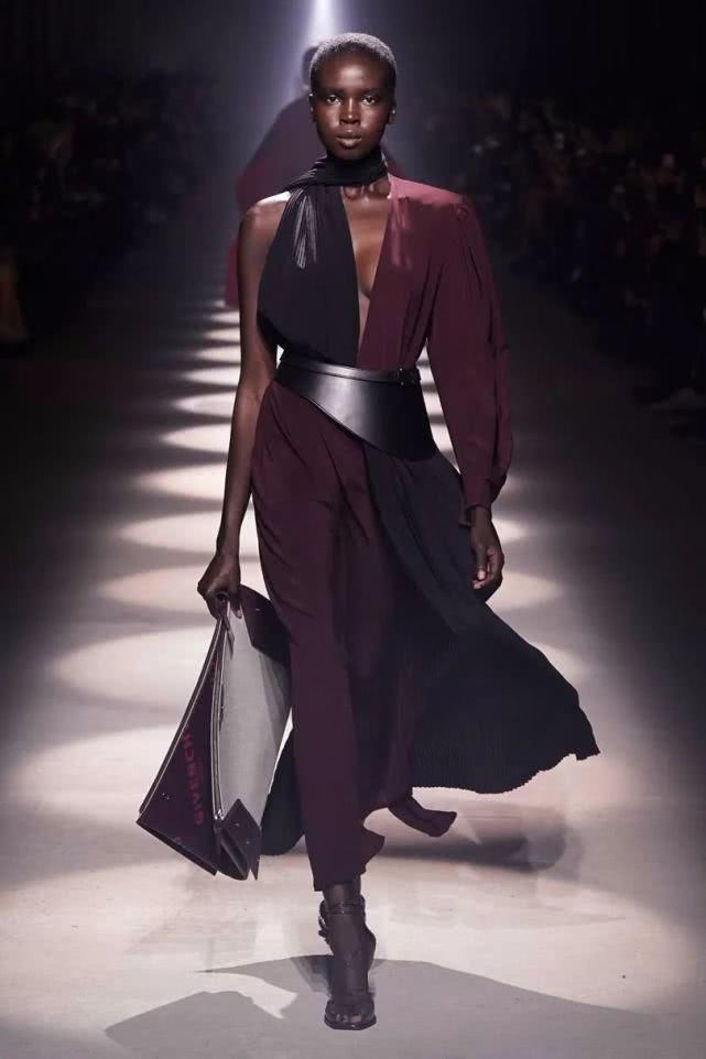  【Givenchy】堪比高定，再现法国极致优雅丨Givenchy 2020秋冬