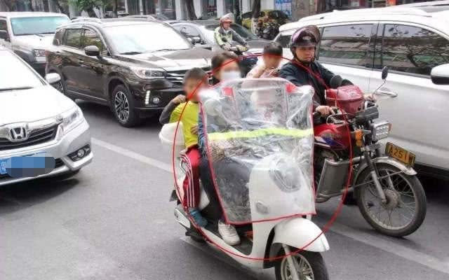  [电动车]禁摩托限制电动车，老百姓出行成问题：凭啥不禁汽车啊？