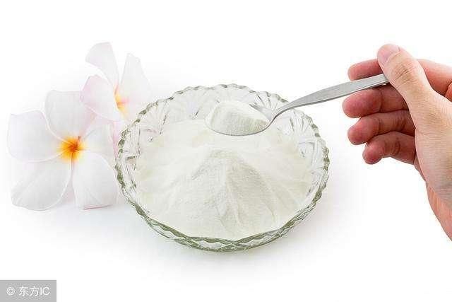 满脸斑点、毛孔粗到能种草，常喝1种水，消褪斑点抚平毛孔