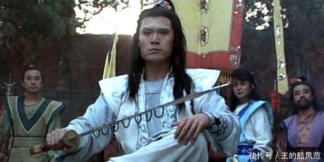  [金丝龙鳞闪电劈]白眉大侠此刀与徐良的金丝大环刀并驾齐驱，为何给人印象不深