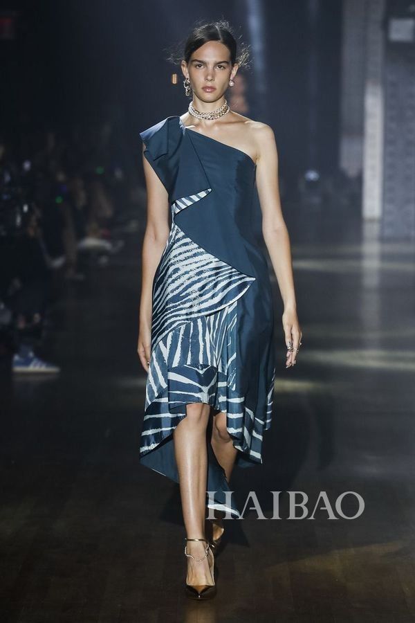 成熟优雅Mix少女甜蜜感!Adeam 2019春夏女装秀，海报网带你亲临20