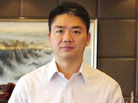 101女孩卷入刘强东事件，被网友认为是中间人，公司随即否认