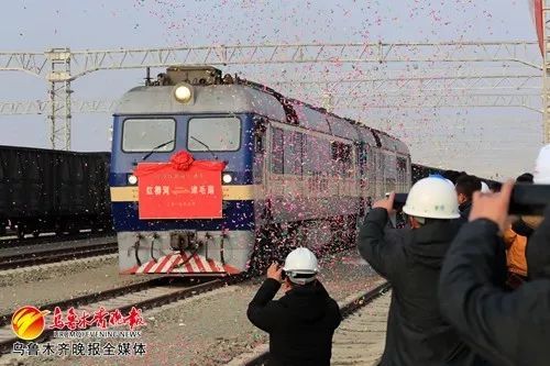 新疆铁路又双叒叕一条新线开通 红淖（nào）铁路试运行