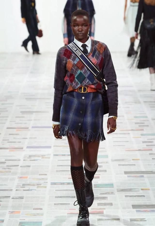 「时装秀」Christian Dior(迪奥)巴黎时装周2020秋冬系列!