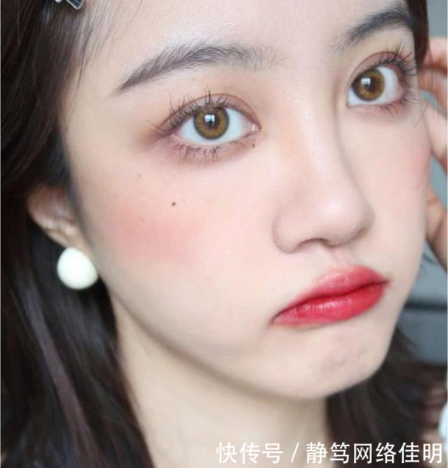 『妆容』为什么明星化妆这么干净,自己化妆显脏?有些步骤真的可以省去