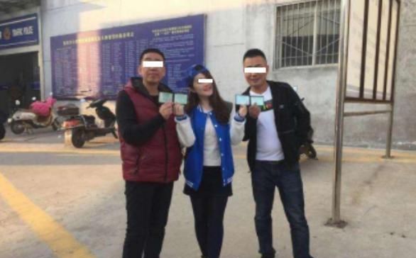 『离合』驾照到手就能开车?教练教的这几个坏毛病得改,否则上路很危险!
