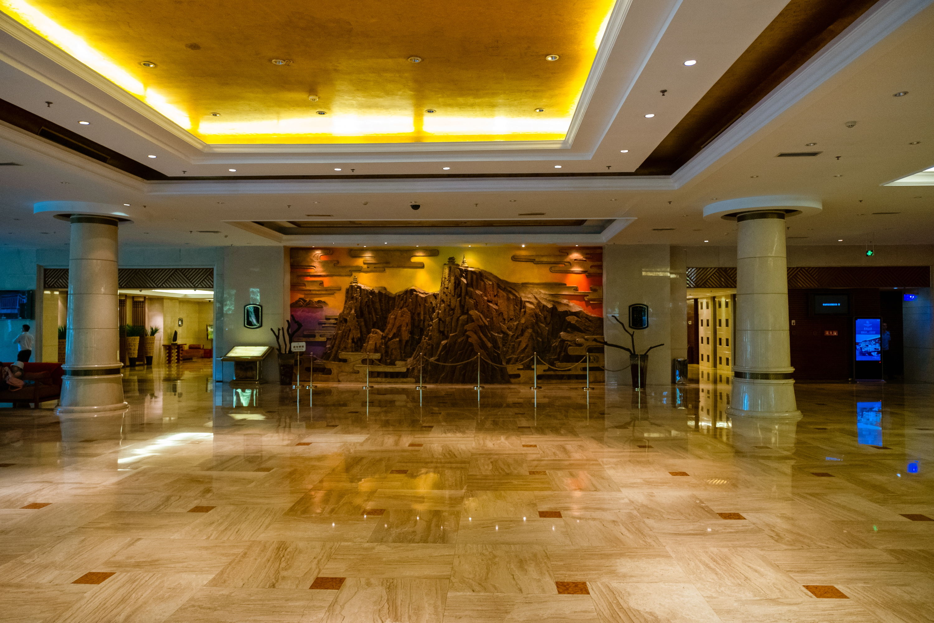 成都出发,周末打卡峨眉山温泉。