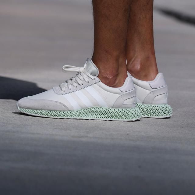 复古与未来结合！FutureCraft 4D I-5923 实物上脚首次曝光