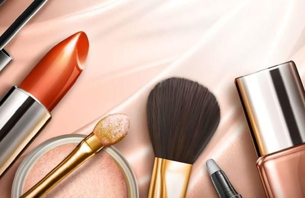  #睫毛膏#不会化妆？半辈子都白活！化妆避开这几个误区，40岁也能当仙女！