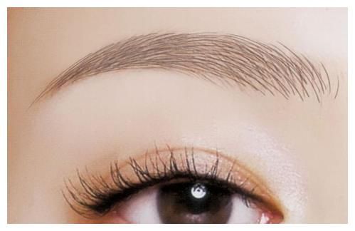 脸上有这四个标记的女生，天生好看，不化妆都美