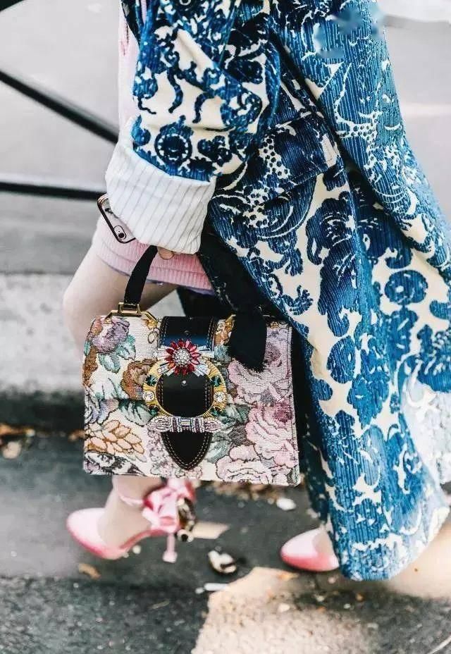  「春天」2020春天，流行“开满花的衣服”，美哭了！